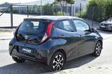 Toyota Aygo x-play AUTOMATIK KLIMA CARPLAY TÜV 2028 - Toyota Aygo (X) Gebrauchtwagen in Hamburg