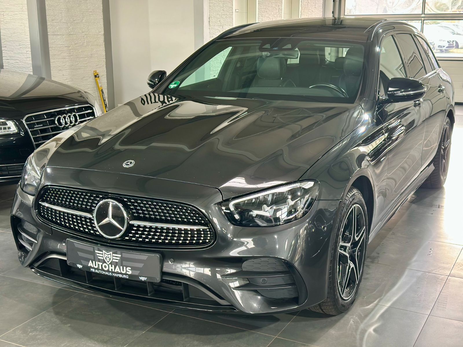 Mercedes-Benz E 300 de 4-Matic,AMG-Paket,Pano,LED,VOLL,TOP
