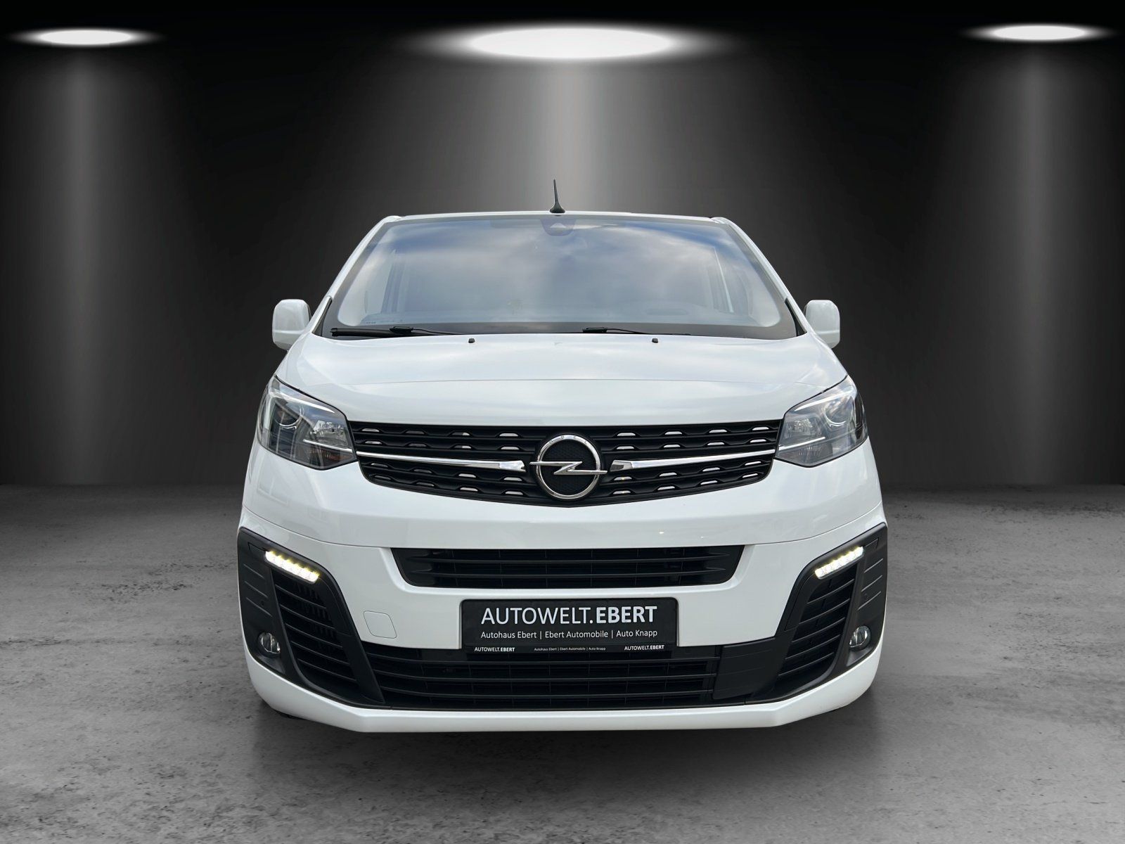 Fahrzeugabbildung Opel Zafira Life 2.0 D M Tourer (L2)/KAMERA/ACC/AHK/