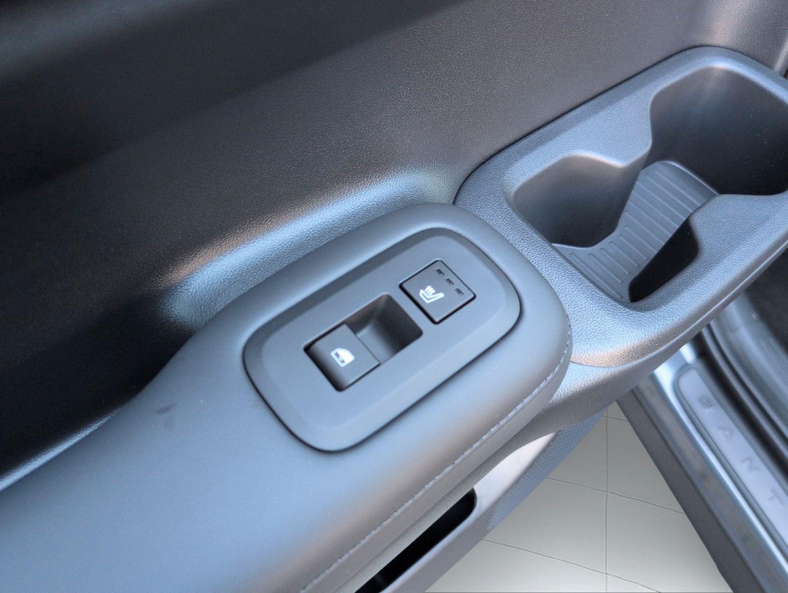 Hyundai SANTA FE - Bild 19