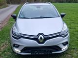 Renault Clio TCe 90 Limited Grandtour. Garantie - Renault Clio Gebrauchtwagen in Düsseldorf