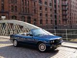 BMW E30 318i Cabrio | Mauritiusblau | M-Technik | H  - BMW 318: Cabrio, 318i E30
