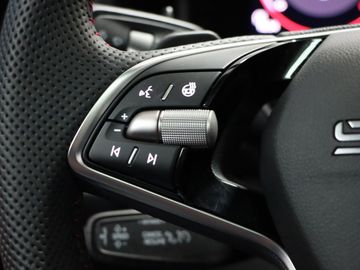 Fahrzeugverkauf 15 Skoda Kodiaq 2.0 TSI 195 kW 4x4 RS Pano AHK StHz