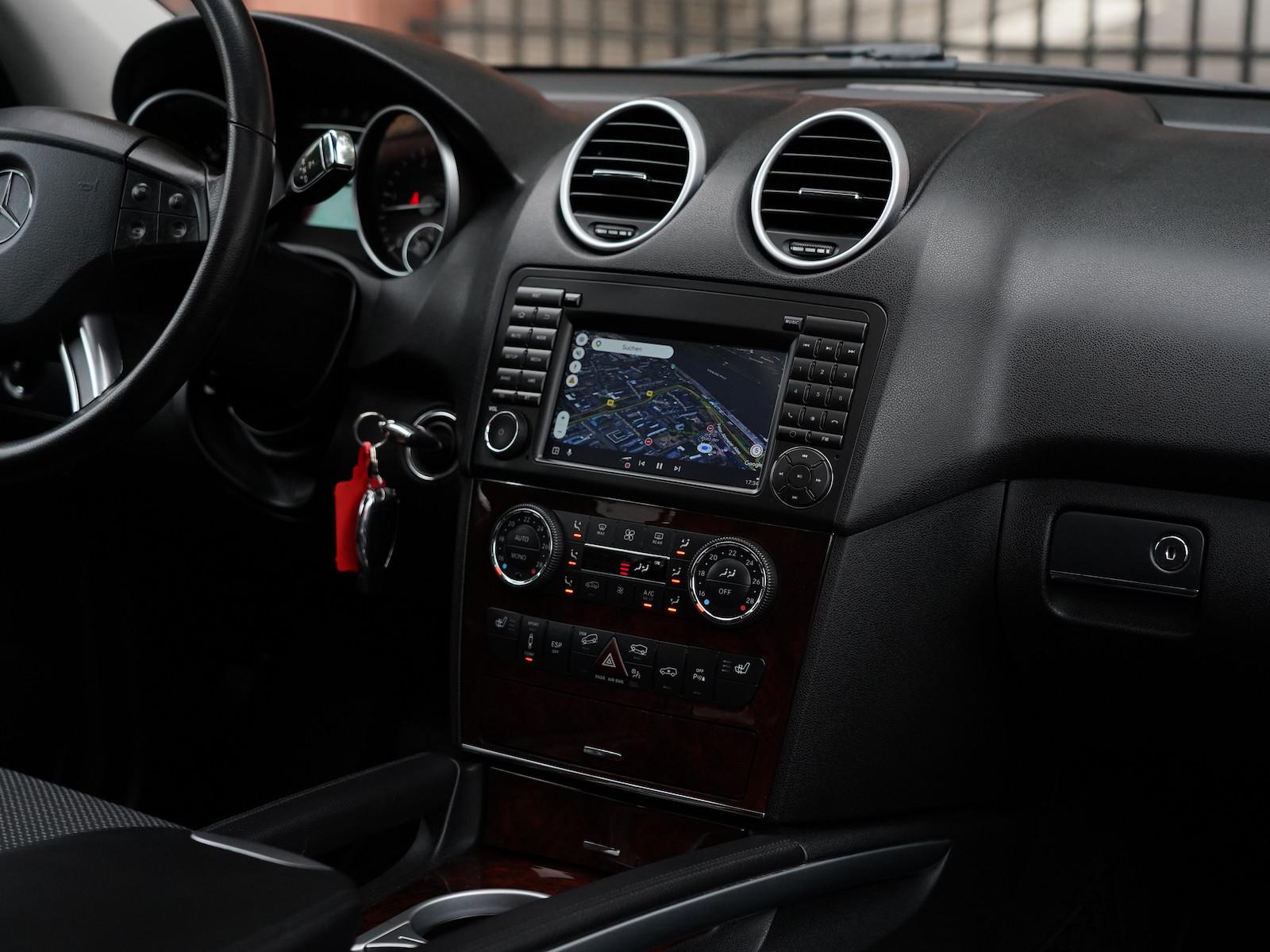 Mercedes-Benz ML 320 CDI 4Matic*Carplay~AHK~S-Dach~Luft~Xenon*