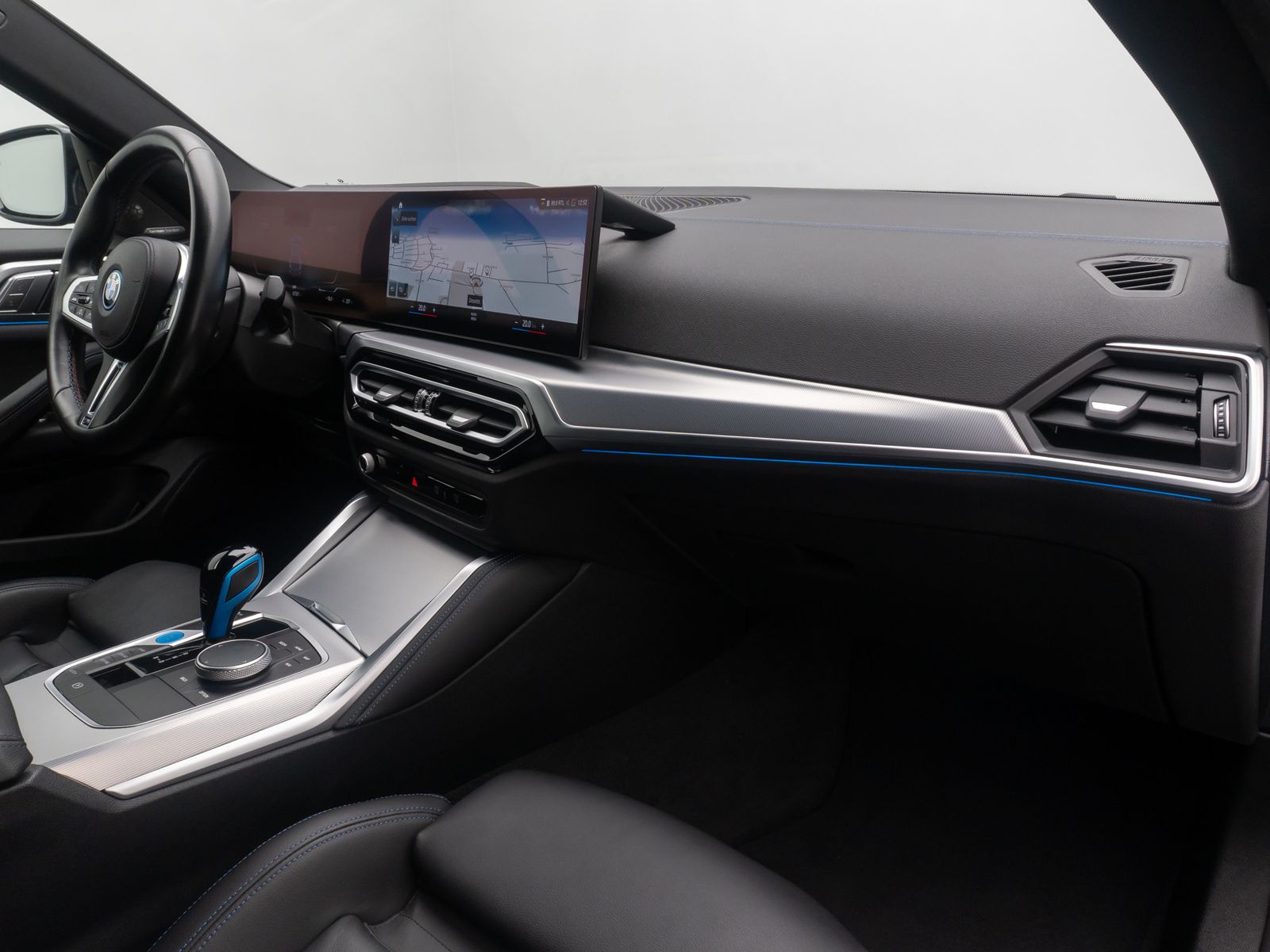 Fahrzeugabbildung BMW i4 M50 360° HUD AHK DAB Alarm H/K Komfort 18Zoll