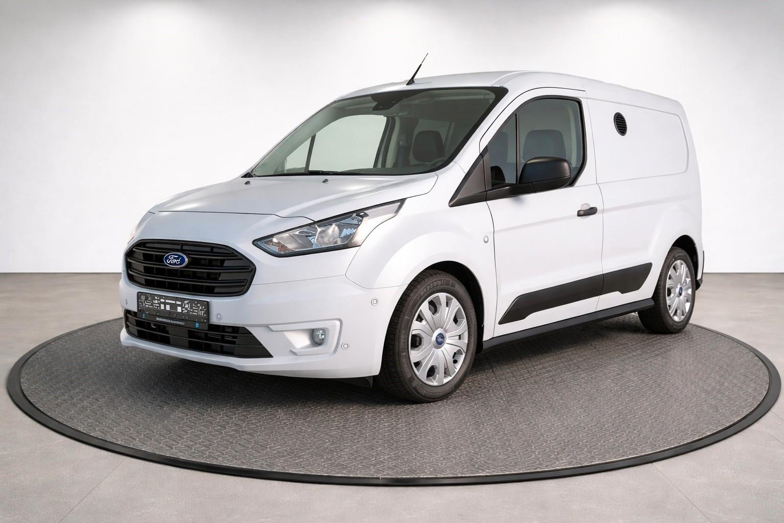 Ford TRANSIT CONNECT**8G**NAV=ACC=TOT=SPUR=AHK=19%=E6