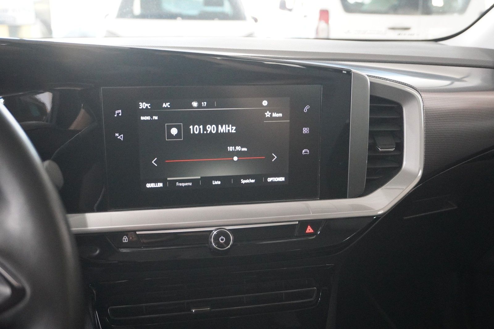 Fahrzeugabbildung Opel Mokka-e ELEGANCE 3-PHASIG NAVI/LED/KAMERA/DAB+