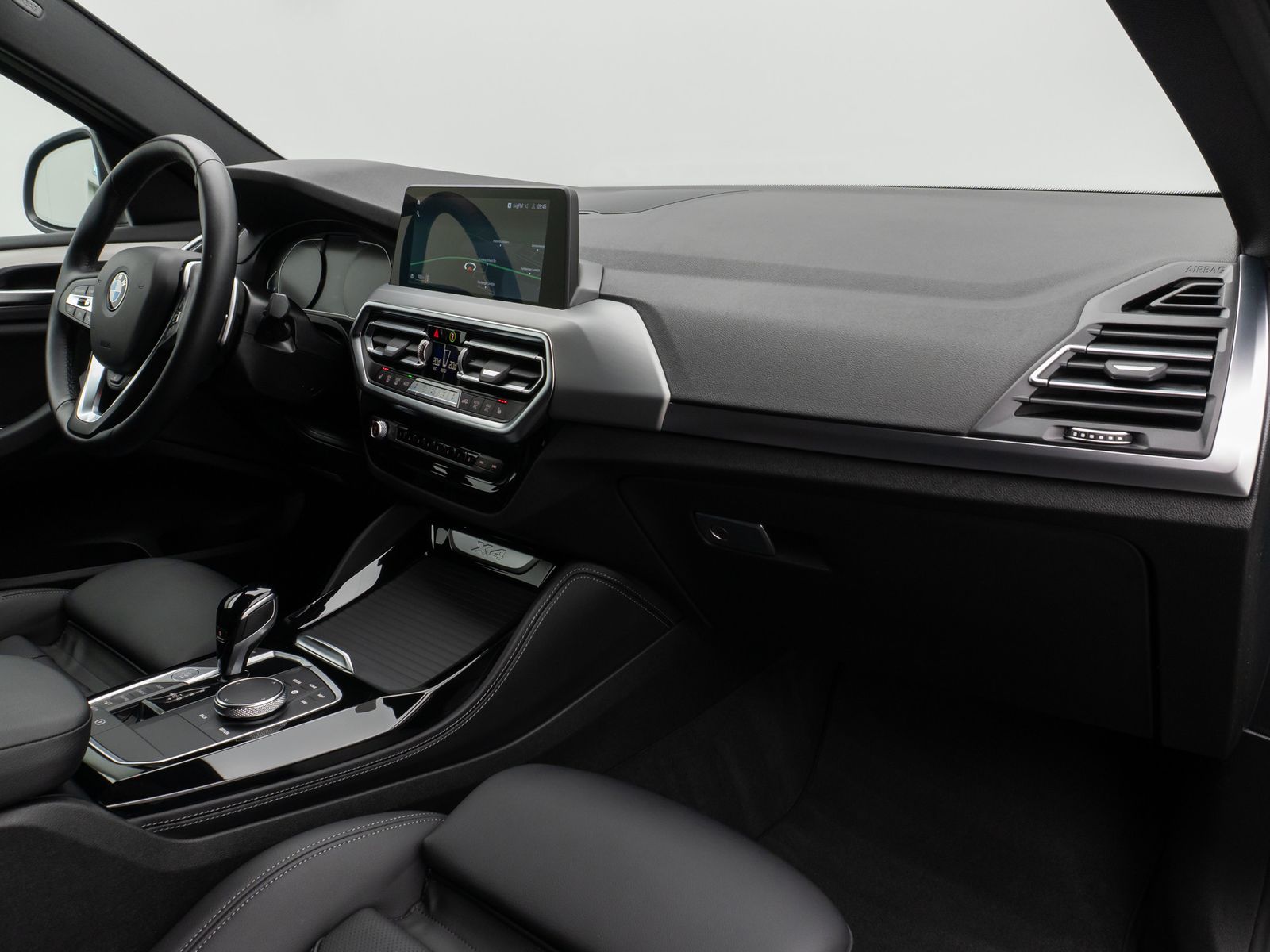 Fahrzeugabbildung BMW X4 xD20d Kamera DAB Lenkrhzg AHK Sport 20Zoll