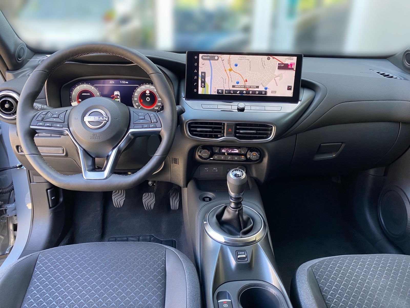 Fahrzeugabbildung Nissan Juke 1.0 DIG-T 6MT N-Connecta*Kamera*Alu*LED*PDC