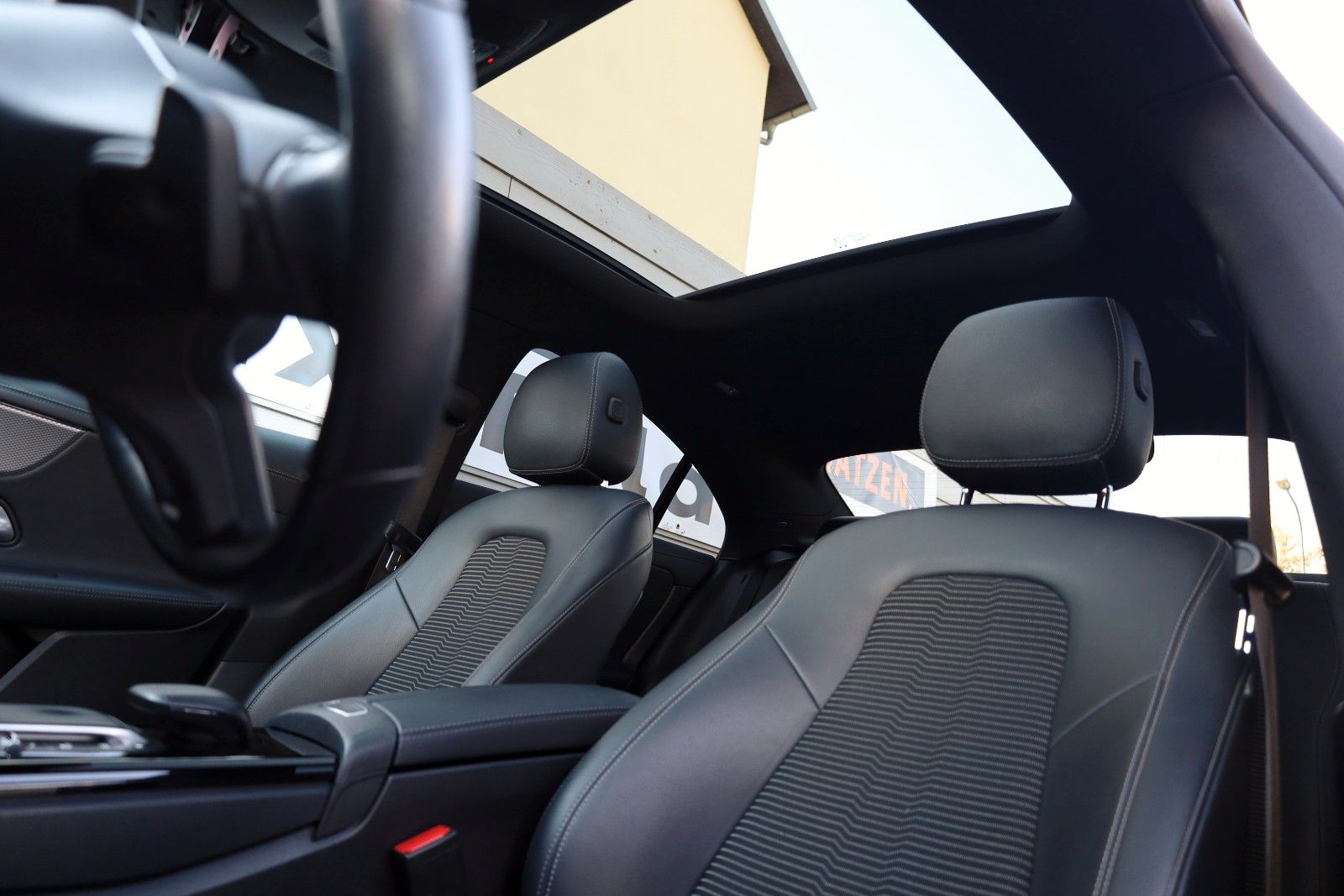 Fahrzeugabbildung Mercedes-Benz CLA 250 e Coupe Progressiv,T.Leder,Navi,Panorama