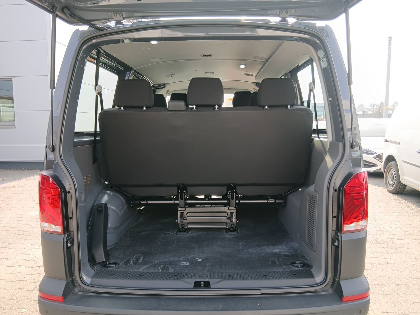 Volkswagen T6 Kombi - Bild 19