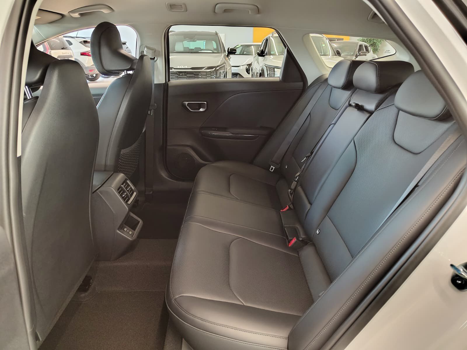KIA K4 SW 1.6 T-GDI 150 DCT Spirit Harman/Kardon® – Bild 9