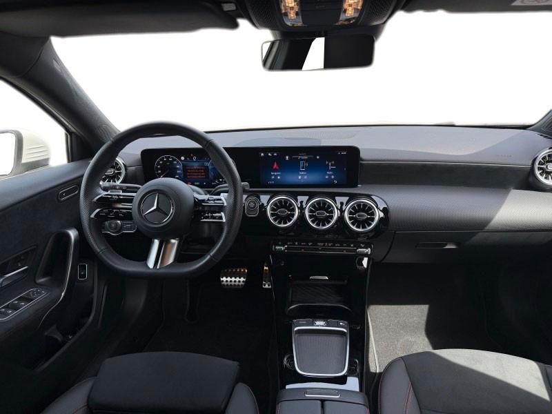Mercedes-Benz A 250 e