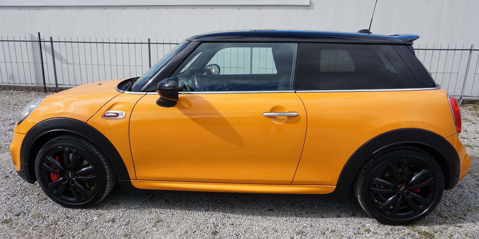 Fahrzeugabbildung MINI John Cooper Works LED,Navi,Harman&K,SH,PDC,SR+WR