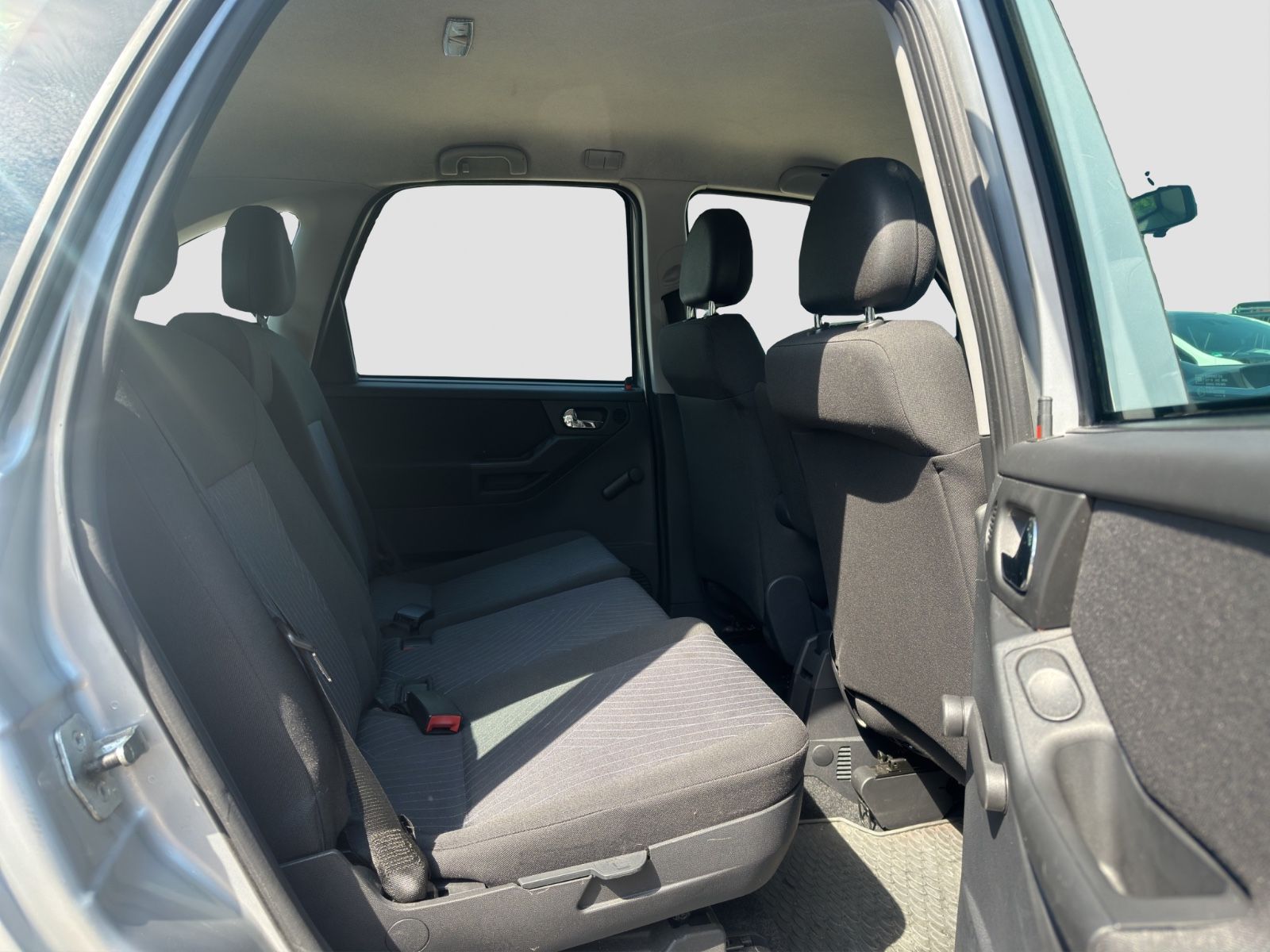 Fahrzeugabbildung Opel Meriva Edition/II.Hand/Klima/SHZ/TÜV:07.2027/
