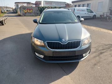 Skoda Octavia - 2
