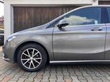 Mercedes-Benz B 180 CDI*2.Hand*Tempomat*Bluetooth*Scheckheft* - Mercedes-Benz B 180 mit Diesel-Antrieb: Kombi
