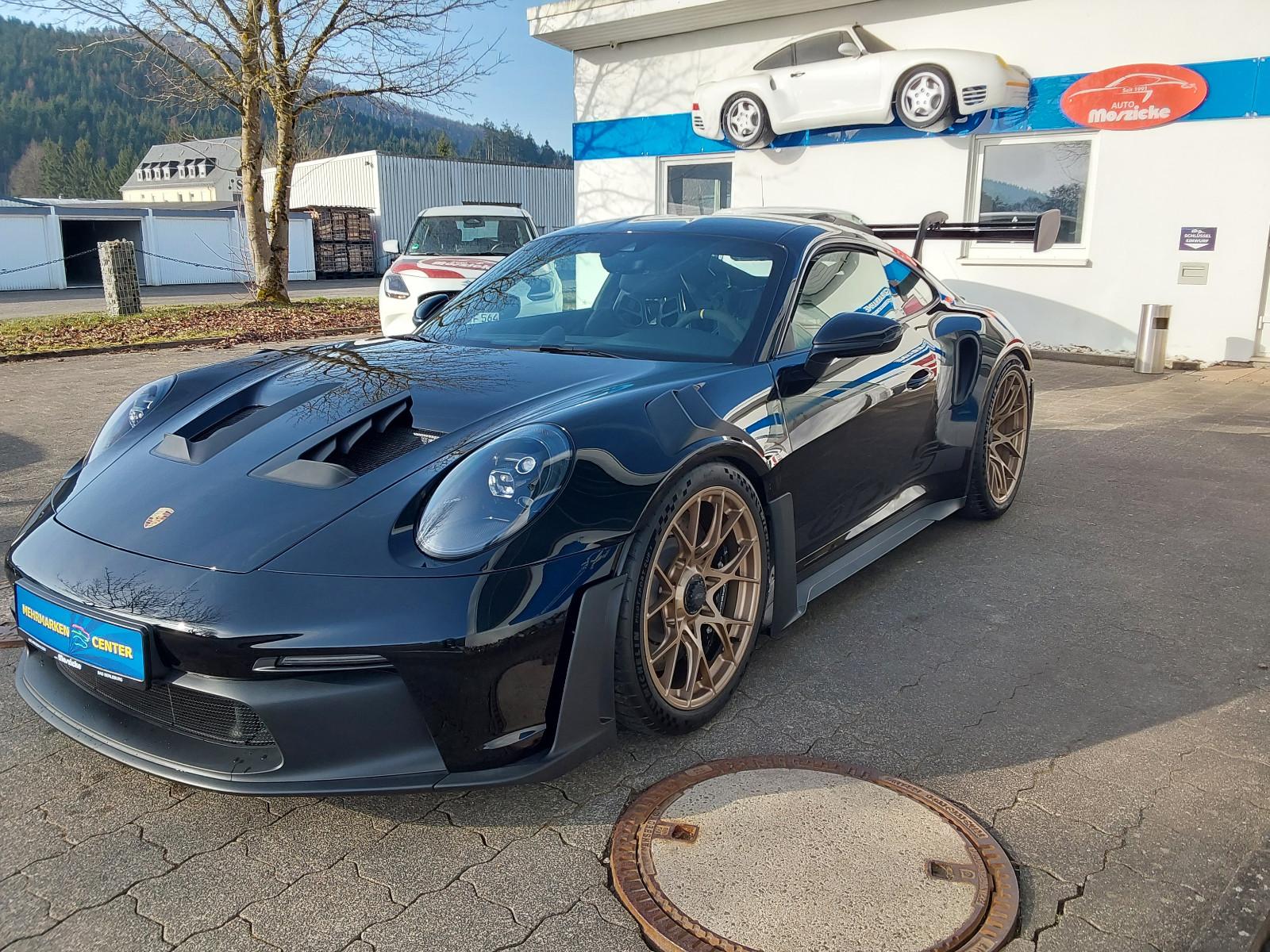 Porsche 911 GT3 RS erst 450 km EZ 2025 1. Hand Clubsport