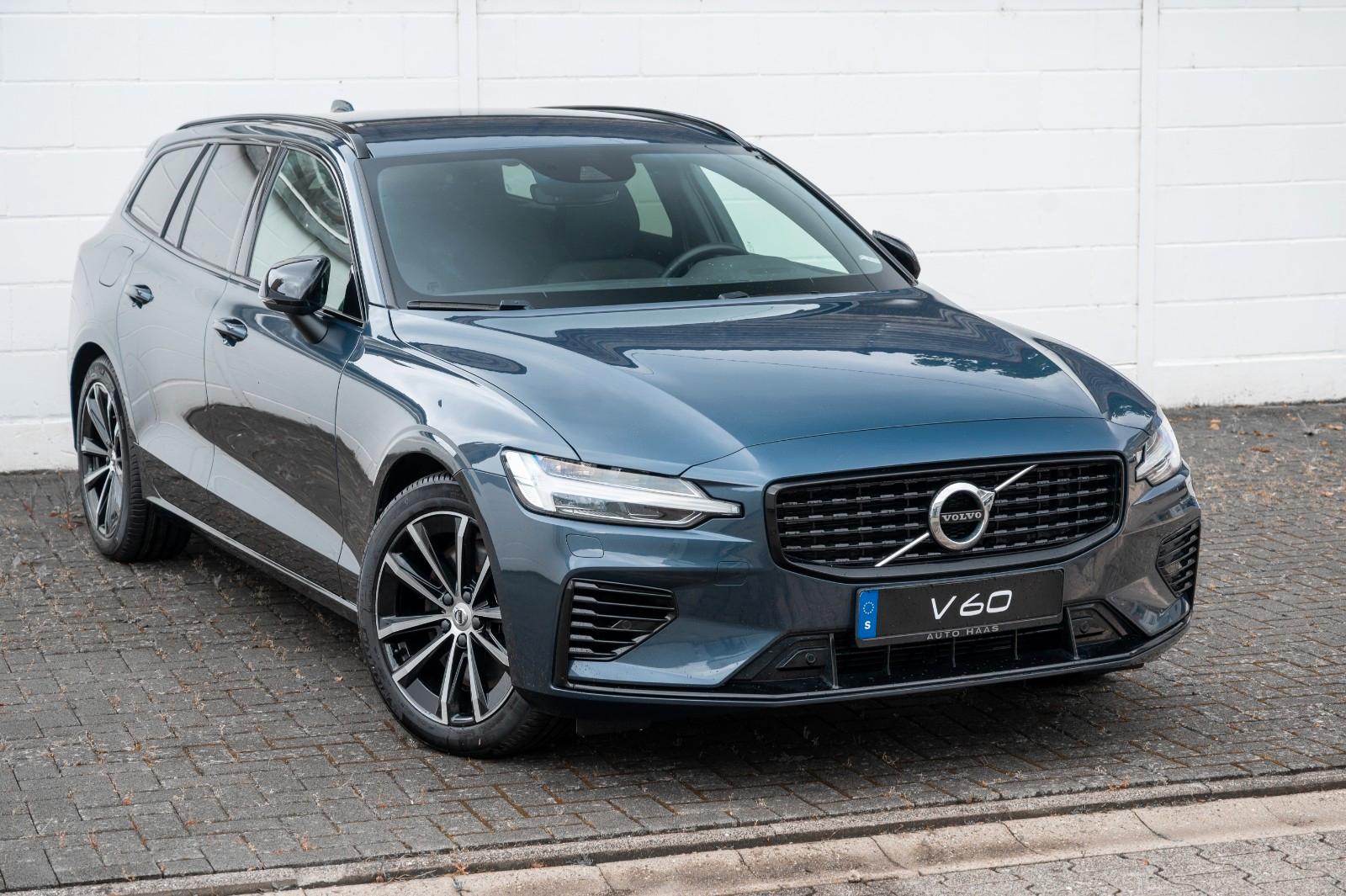 Volvo V60 T8 AWD R-Design Recharge Plug-In Hybrid
