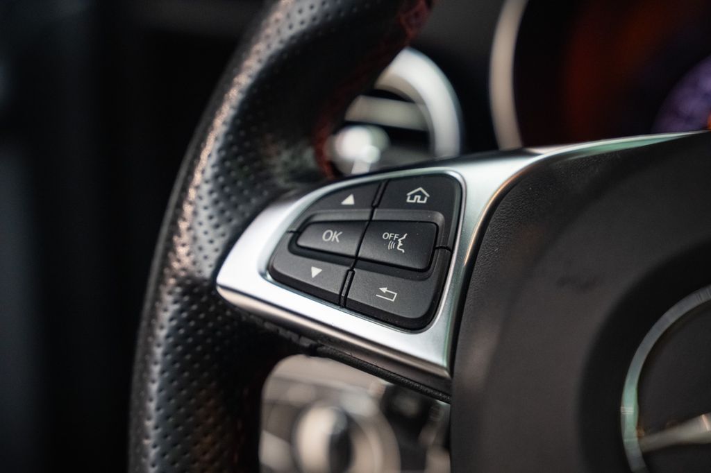 MERCEDES-BENZ GLC 43 AMG*PANO*AHK*BURM*ACC*MEMORY*Keyless* MERCEDES-BENZ GLC 43 AMG*PANO*AHK*BURM*ACC*MEMORY*Keyless*