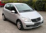 Mercedes-Benz A 160 AVANTGARDE BlueEFFICIENCY AVANTGARDE - Mercedes-Benz A 160 in Duisburg