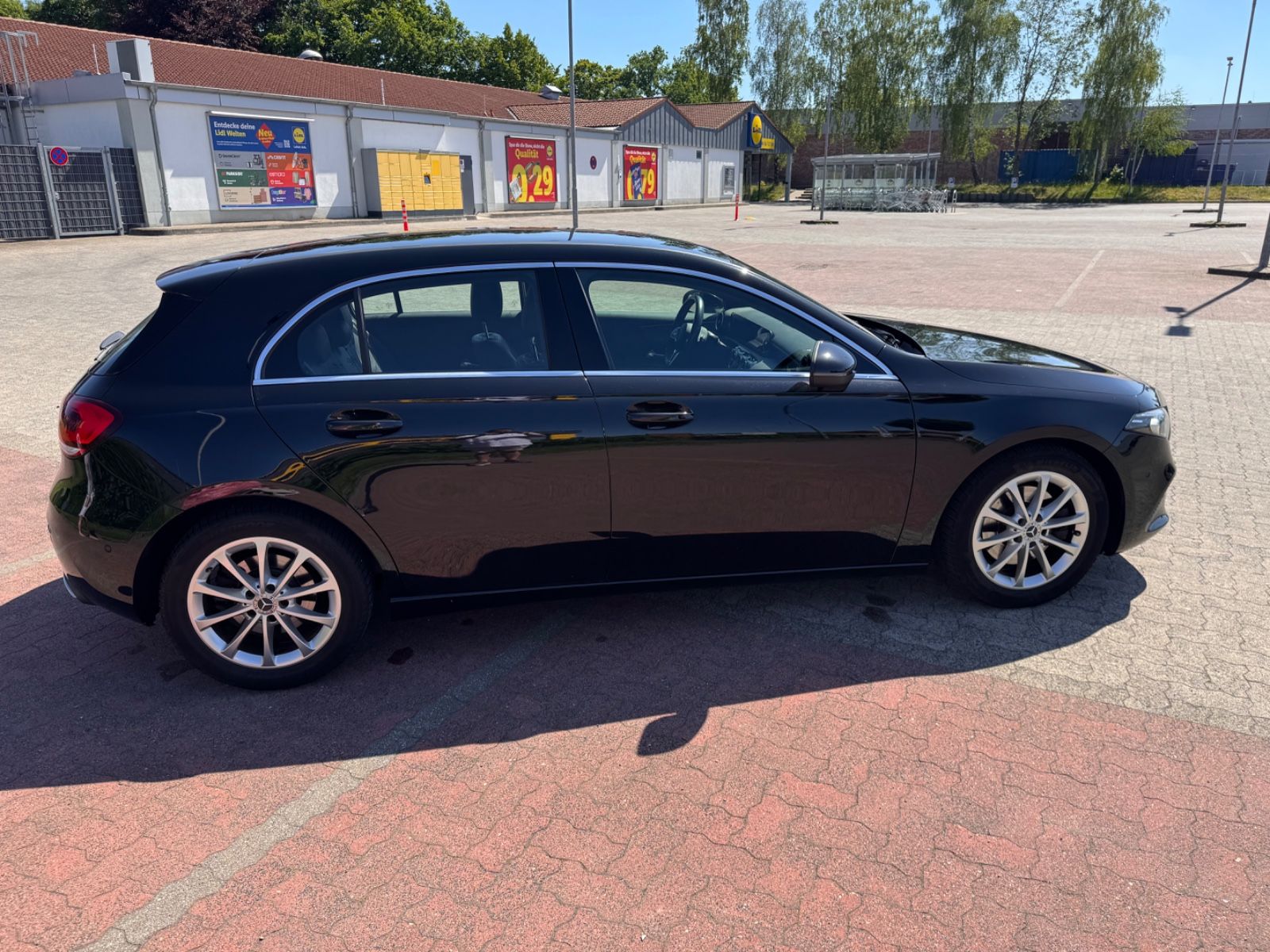 MERCEDES-BENZ A 220 DCT -