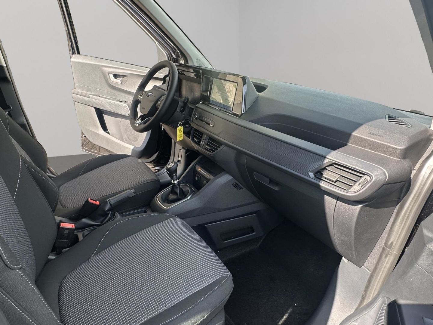 Fahrzeugabbildung Ford Transit Courier Trend Doppelkabine Apple CarPlay