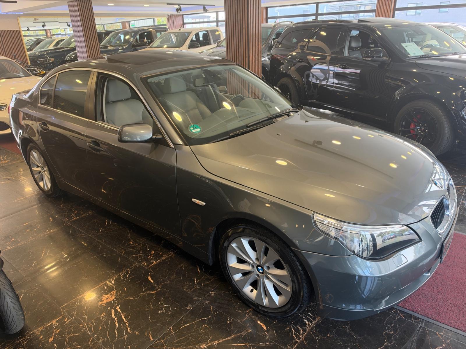 BMW 525i E60 2.5 218 ch • BVA • Cuir Dakota • Toit Ouvrant • PDC