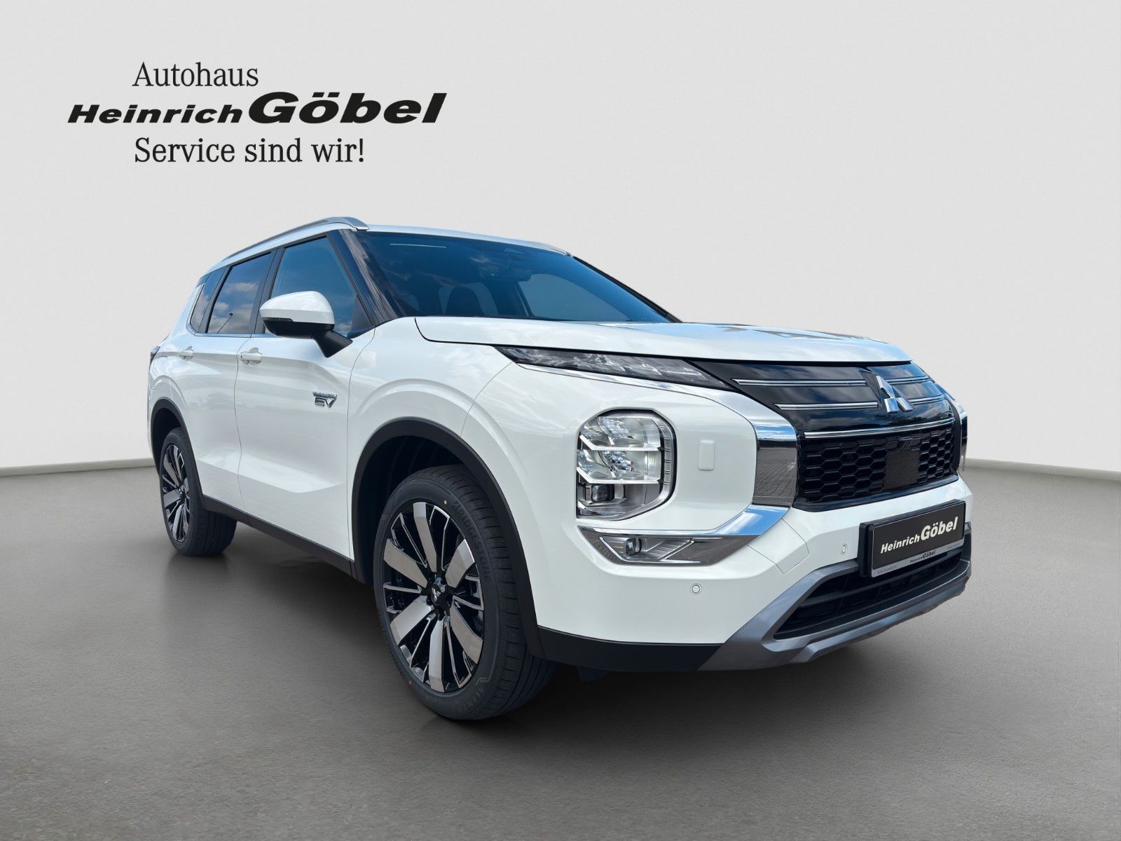 Fahrzeugabbildung Mitsubishi Outlander 2.4 PHEV S-AWC Select