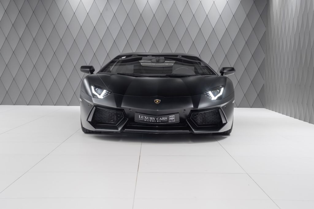 Aventador LP 700-4 MATTBLACK - Bild 2