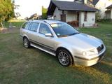 Skoda Octavia Combi 1.6 Tour Tour - Skoda Octavia aus 2005: Kombi