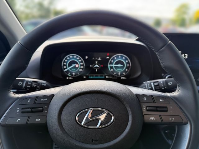 Fahrzeugabbildung Hyundai BAYON 1.0 T-Gdi (100PS) 48V DCT Trend Navipaket,