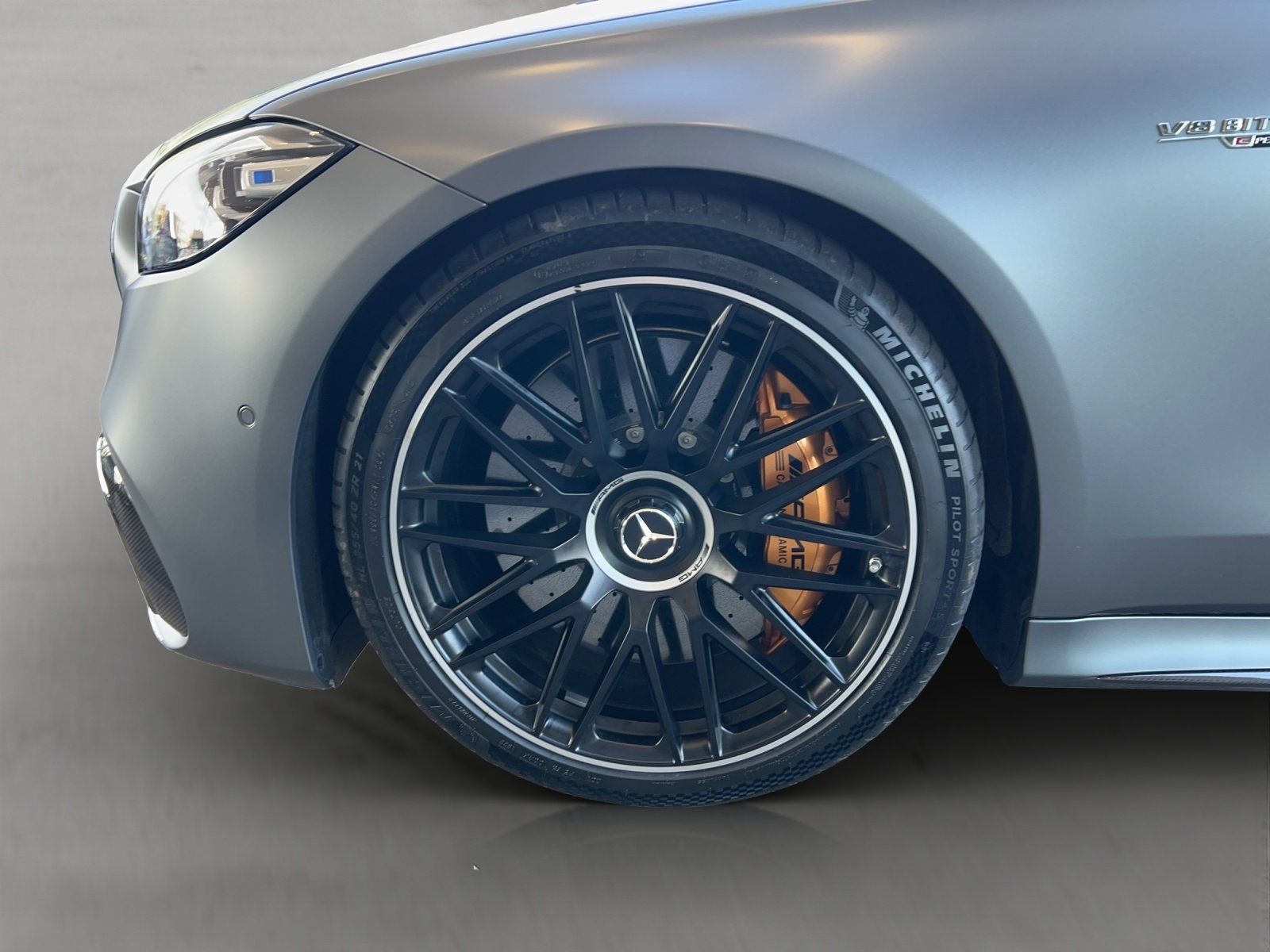 Fahrzeugabbildung Mercedes-Benz S63E Perf KERAMIK Drivers CARBON HighEndBurme TV