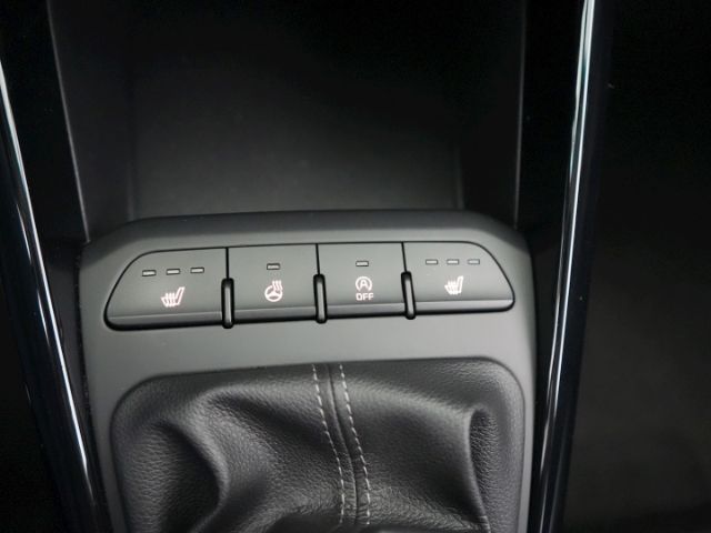Stonic T-GDI PLATINUM EDITION+AHK+NAVI+RÜCKFAHRK