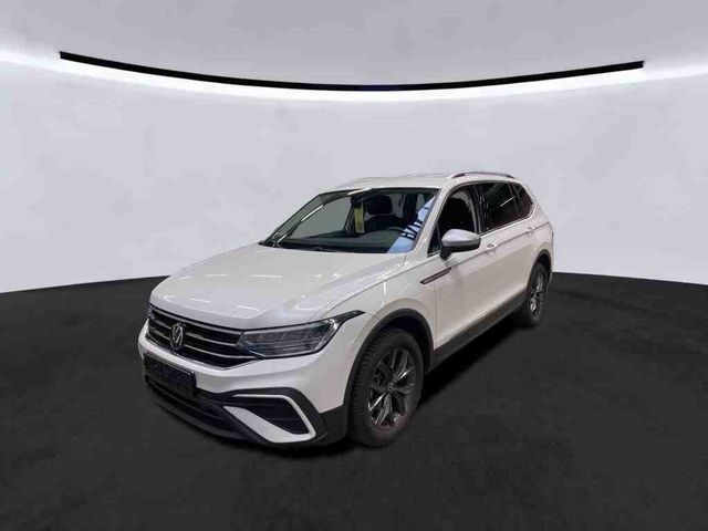 Volkswagen Tiguan Allspace 1.5 TSI DSG Move**nur 1.500 km**