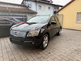 Nissan Qashqai+2 2.0 ALL-MODE 4x4 Automatik - Nissan Qashqai+2 mit Benzin-Antrieb