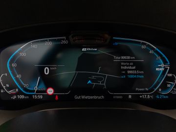 Fahrzeugabbildung BMW 530e xD Tour Pano ACC Kamera360° Sportsizt