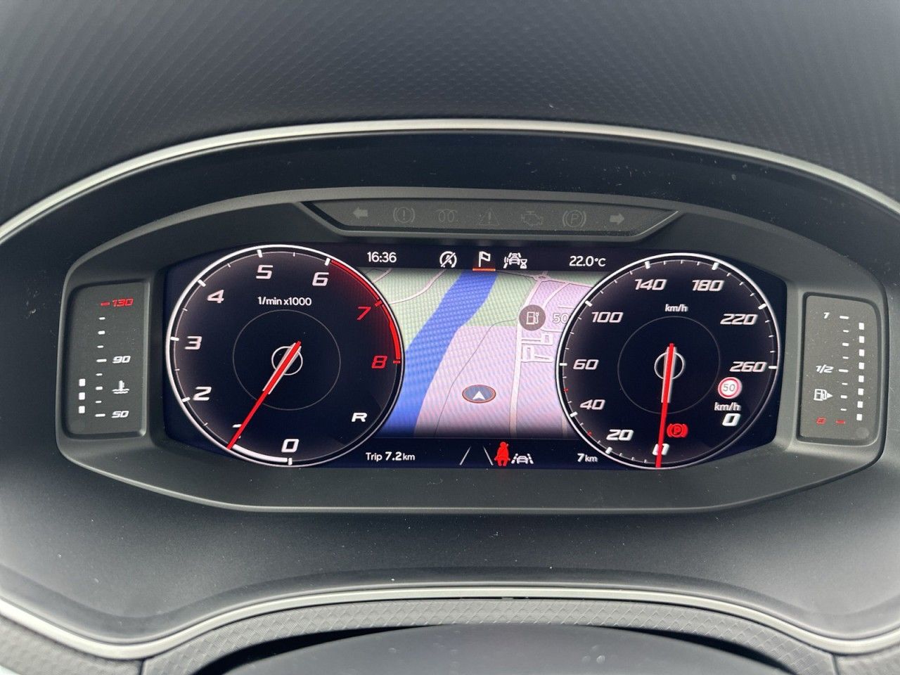 Fahrzeugabbildung SEAT Arona Road Edition 1.0 TSI DSG