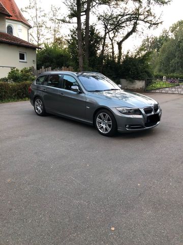 BMW E91 Touring 320i Automatik