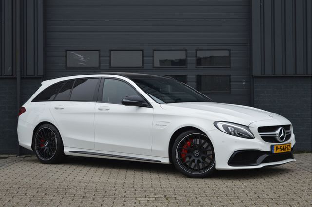 Mercedes-Benz C 63 AMG Estate S | DESIGNO | PANO | BURMESTER |