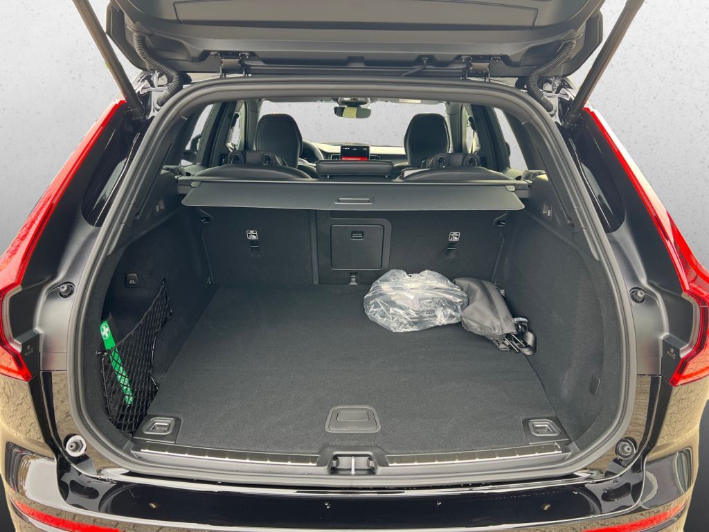 VOLVO XC60 T8AWDPlug-in H.Plus Black Edition,Lagom-P. VOLVO XC60 T8AWDPlug-in H.Plus Black Edition,Lagom-P.