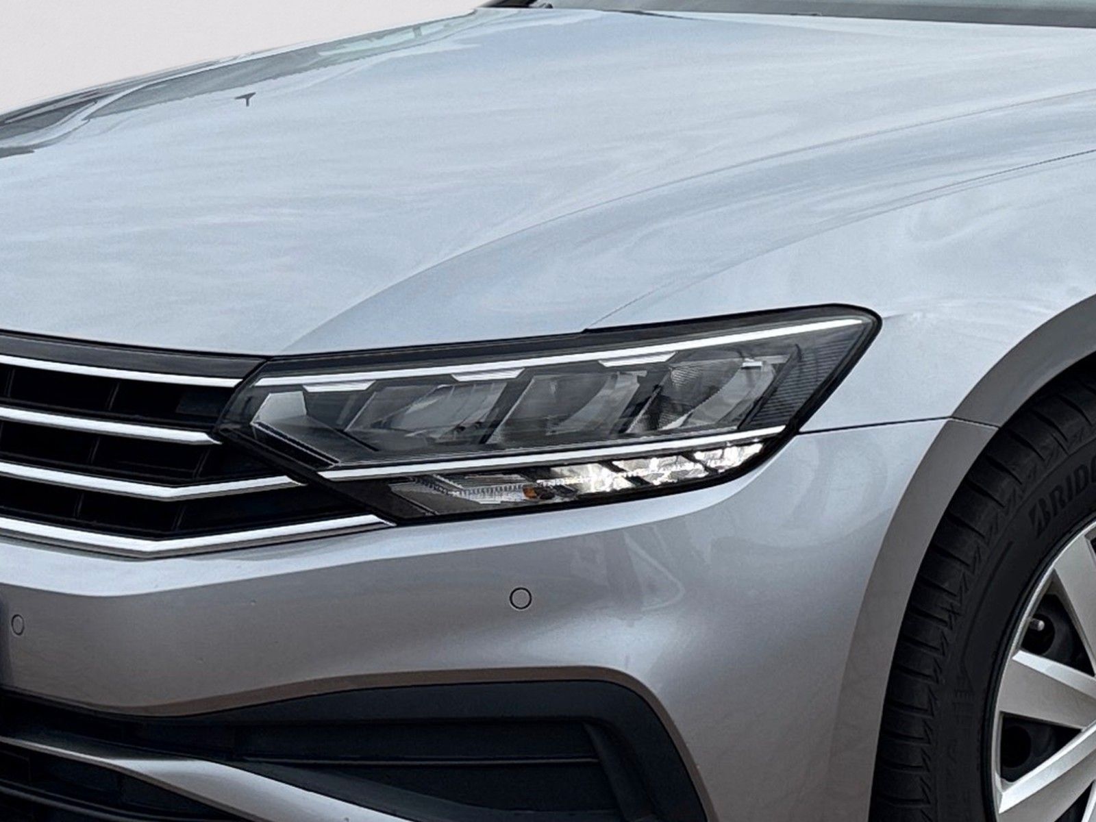 Fahrzeugabbildung Volkswagen Passat Variant 1.5 TSI