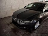Volkswagen VW Passat B8 (2.0Ltr.) - Volkswagen Passat: 2.8