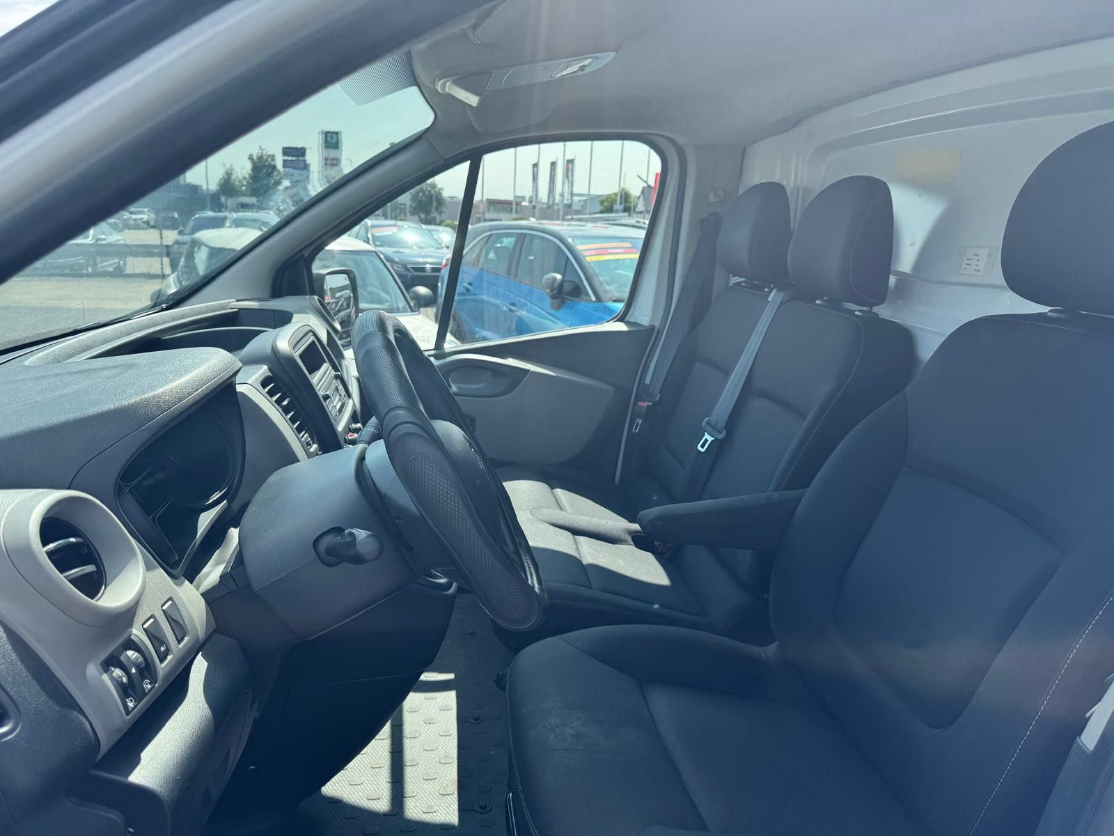 Fahrzeugabbildung Renault Trafic Kasten L1H1 2,7t Komfort/1.HAND/KLIMA