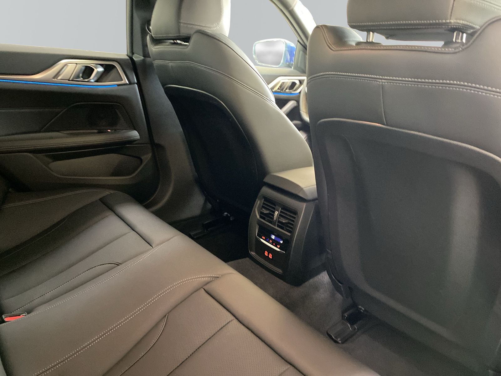 BMW i4 - Bild 10