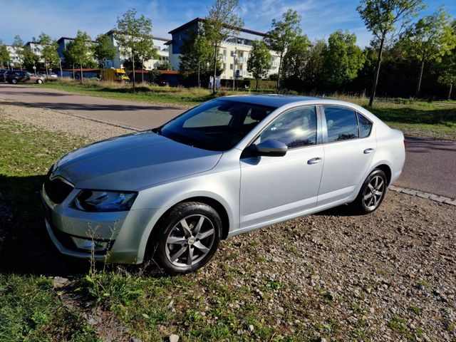 Skoda Verkaufe Skoda Octavia 1.4 TSI DSG Green t...