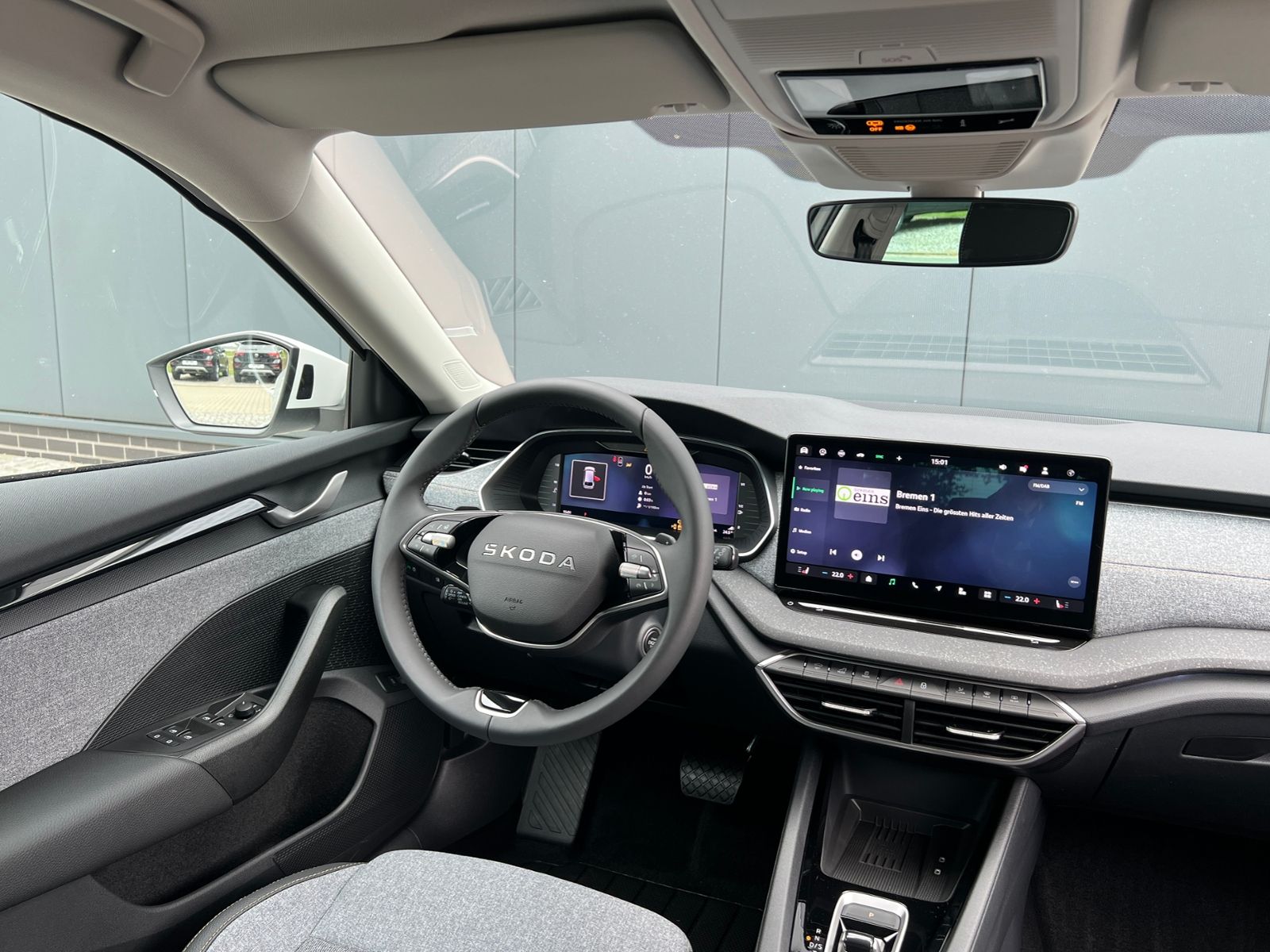 Fahrzeugabbildung SKODA Octavia Combi TOUR 2.0 TDI DSG *AHK, Travel Assi