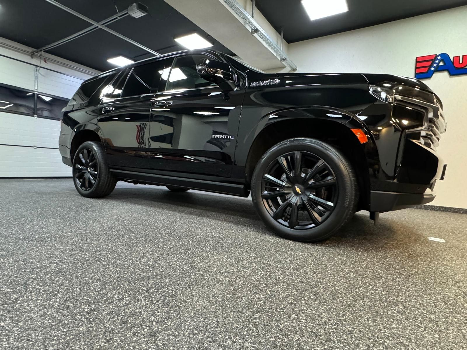 Fahrzeugabbildung Chevrolet TAHOE 6.2 ECOTEC HIGH COUNTRY 4x4-HUD-PANO