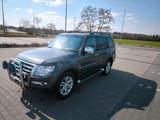 Mitsubishi Pajero IV 2015  3.2 DI-D  Aut... - gebrauchte Mitsubishi Pajero aus dem Jahr 2015