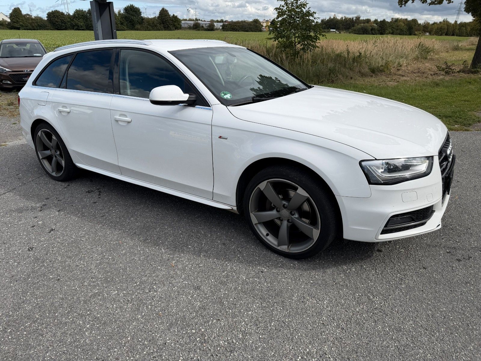 Audi A4 - 1